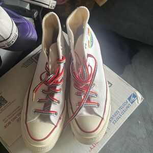 Converse Rainbow 🌈 Unity men's 6, women's 8. New. No box.